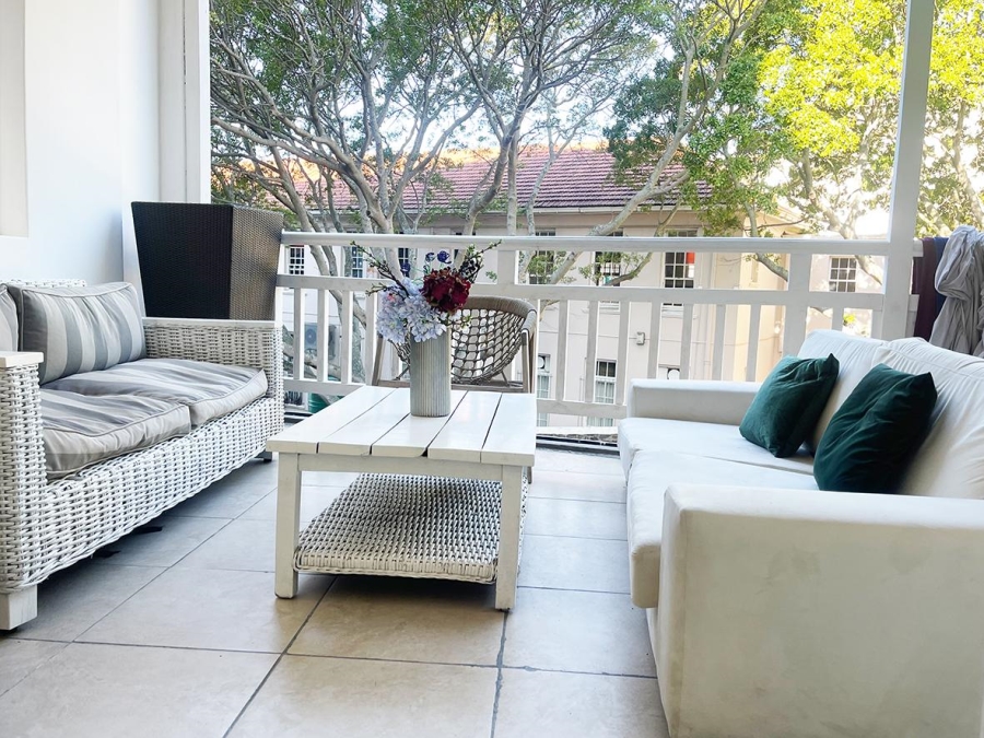 To Let 6 Bedroom Property for Rent in Sea Point Western Cape
